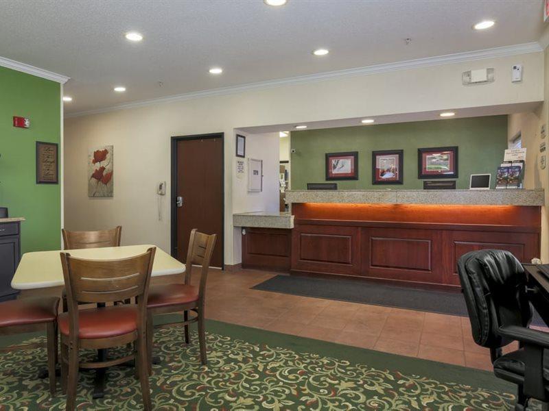 Wingate By Wyndham Uniontown Hotel Exterior foto